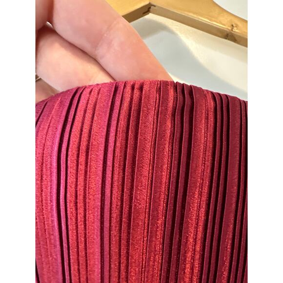 L’IDÉE Gatsby Pleated Oxblood Midi Dress Size L NWT Anthropologie - Picture 9 of 16